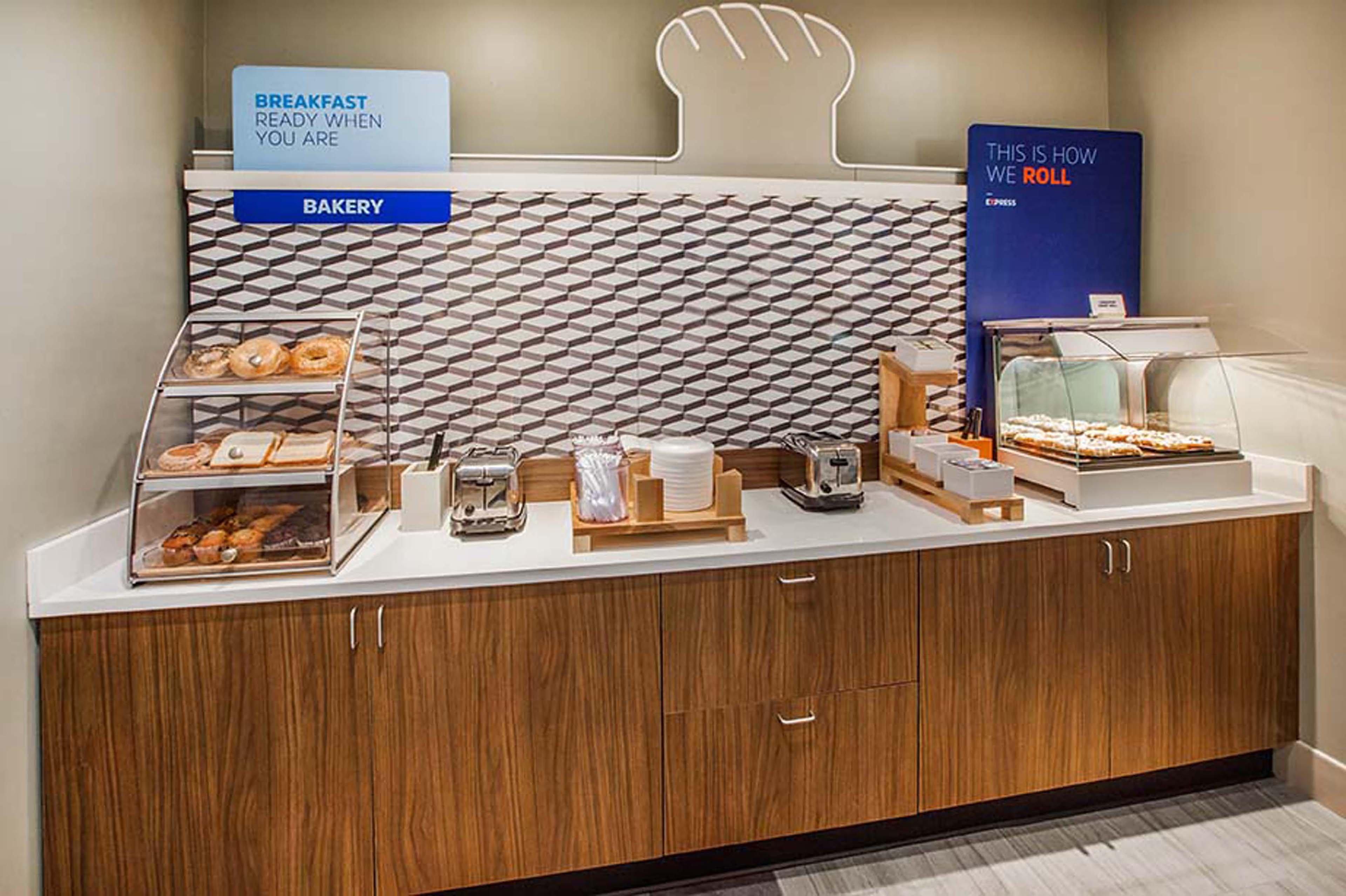 Holiday Inn Express Hotel & Suites Irving Dfw Airport North By Ihg Ngoại thất bức ảnh
